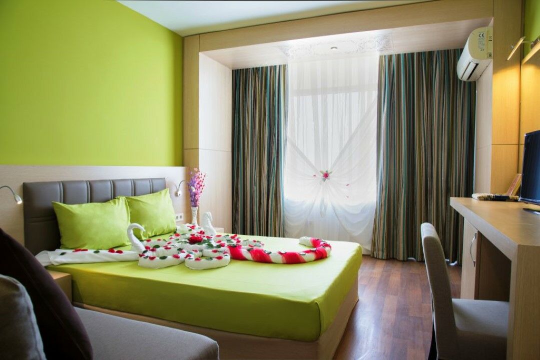 Mira Meridia Beach Resort Hotel 欧库卡拉 外观 照片